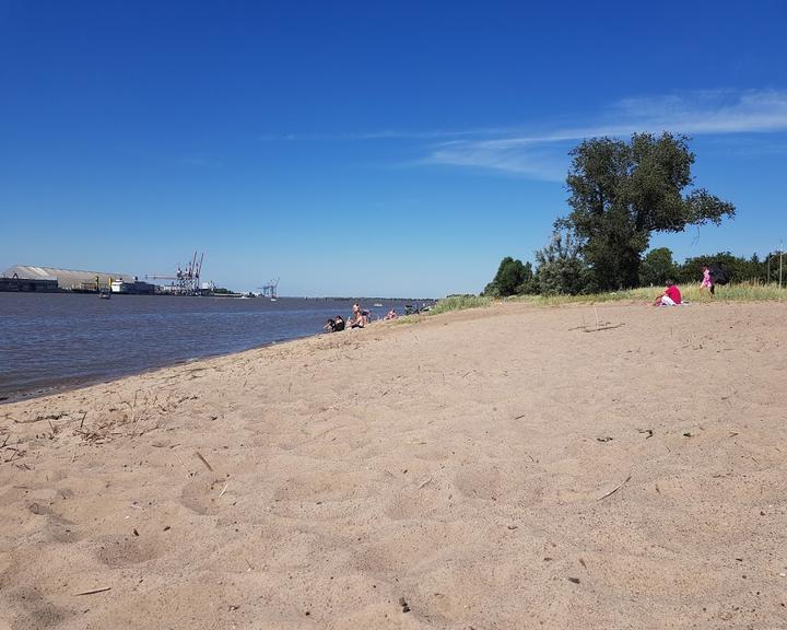 Strandhalle Harriersand